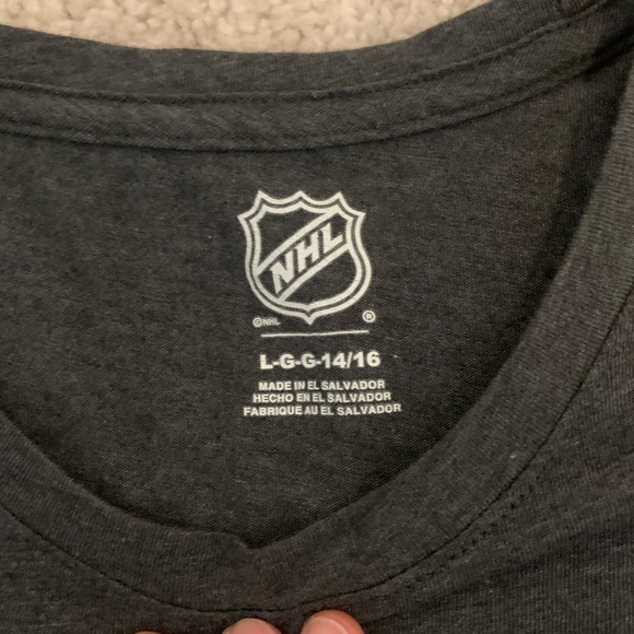 Womens Toronto Maple Leafs T-shirt - Picture 3 of 4